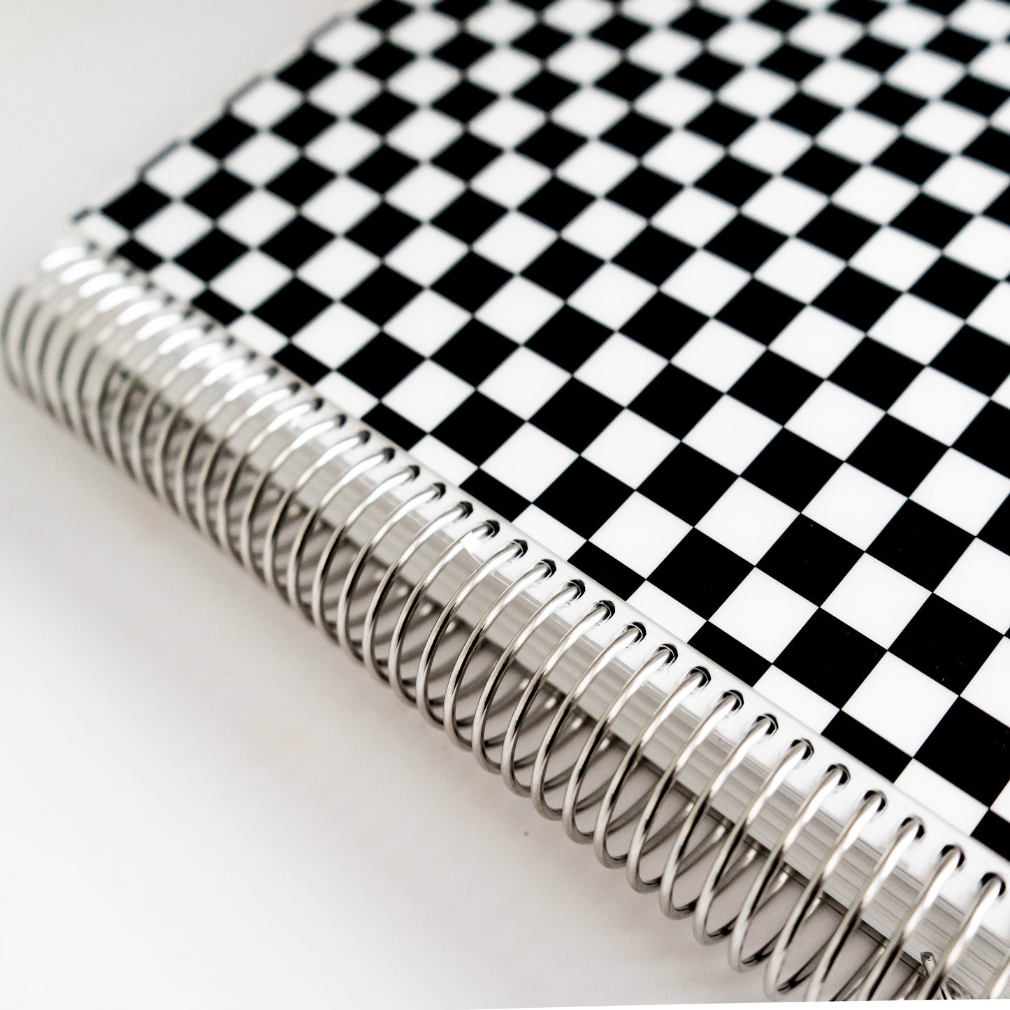 Daily Focus Planner: Black Checkered