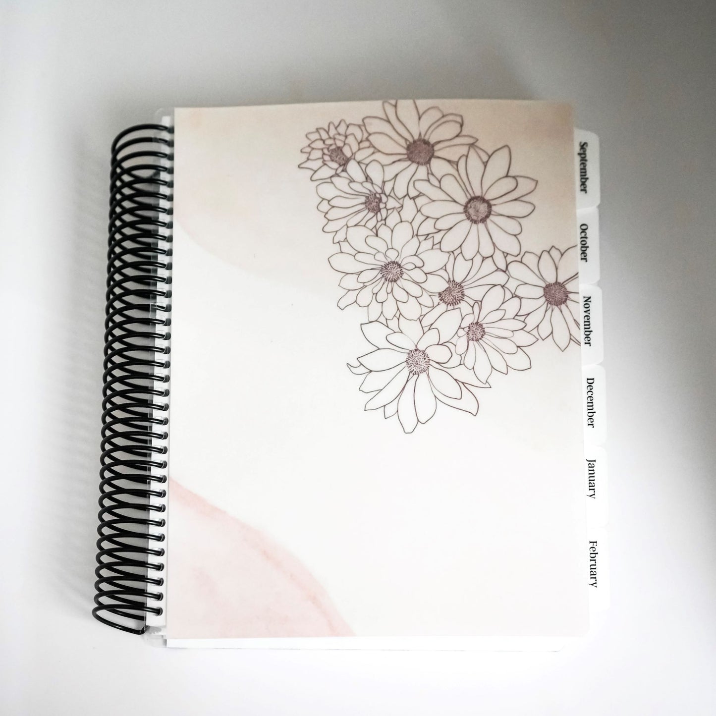 Daily Focus Planner: Neutral Flowers