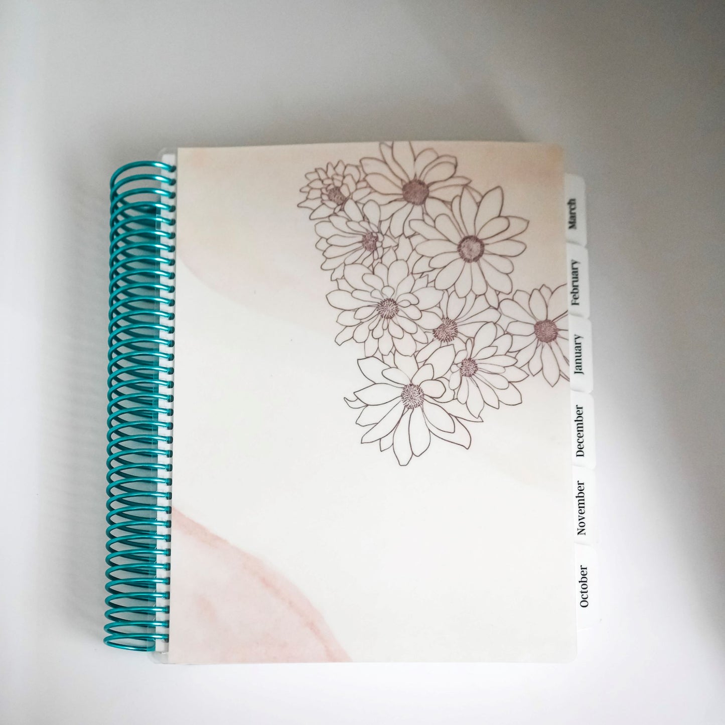 Daily Focus Planner: Neutral Flowers