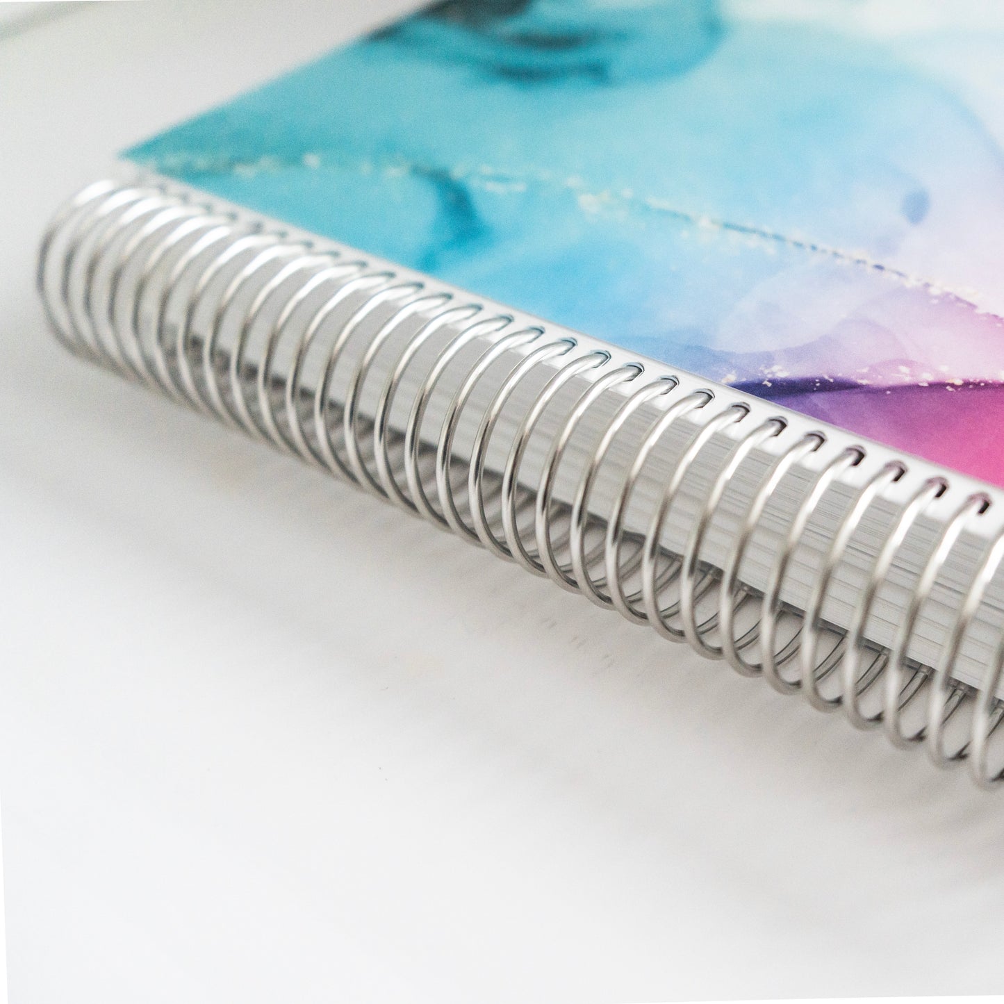 Daily Focus Planner: Passion Colors