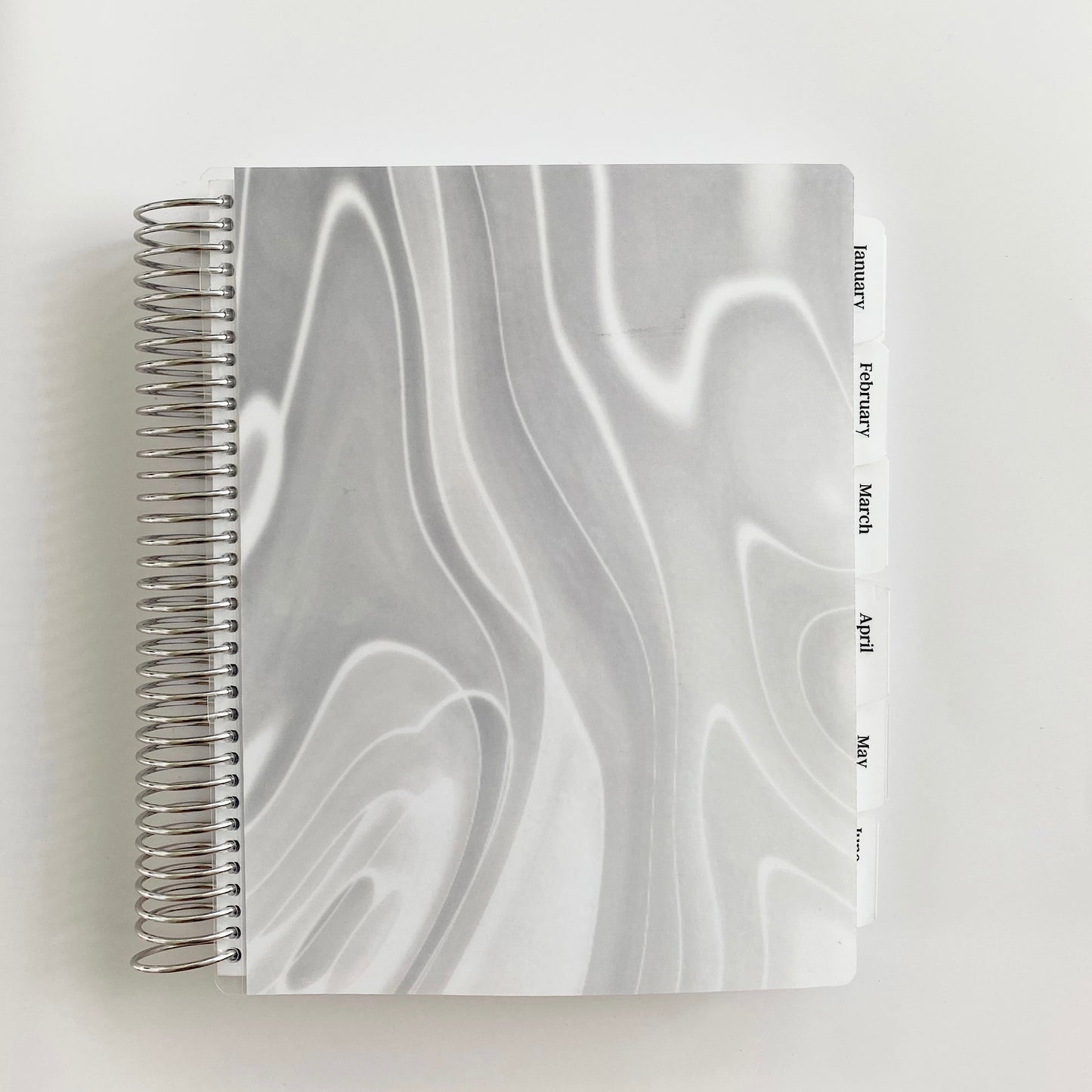 Daily Focus Planner: Silver swirls