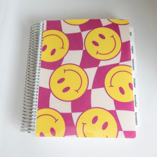Daily Focus Planner: Smiley