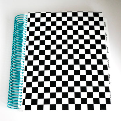 Daily Focus Planner: Black Checkered