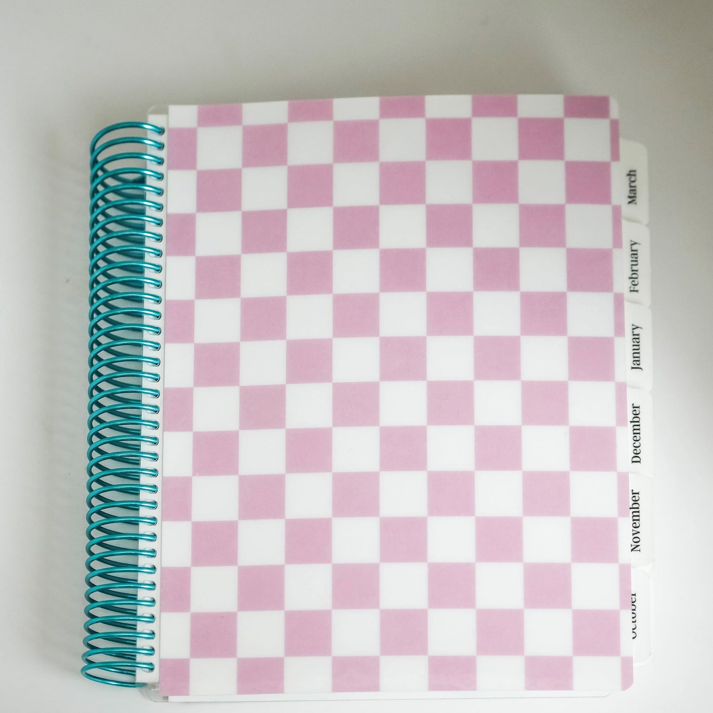 Daily Focus Planner: Pink Checkered